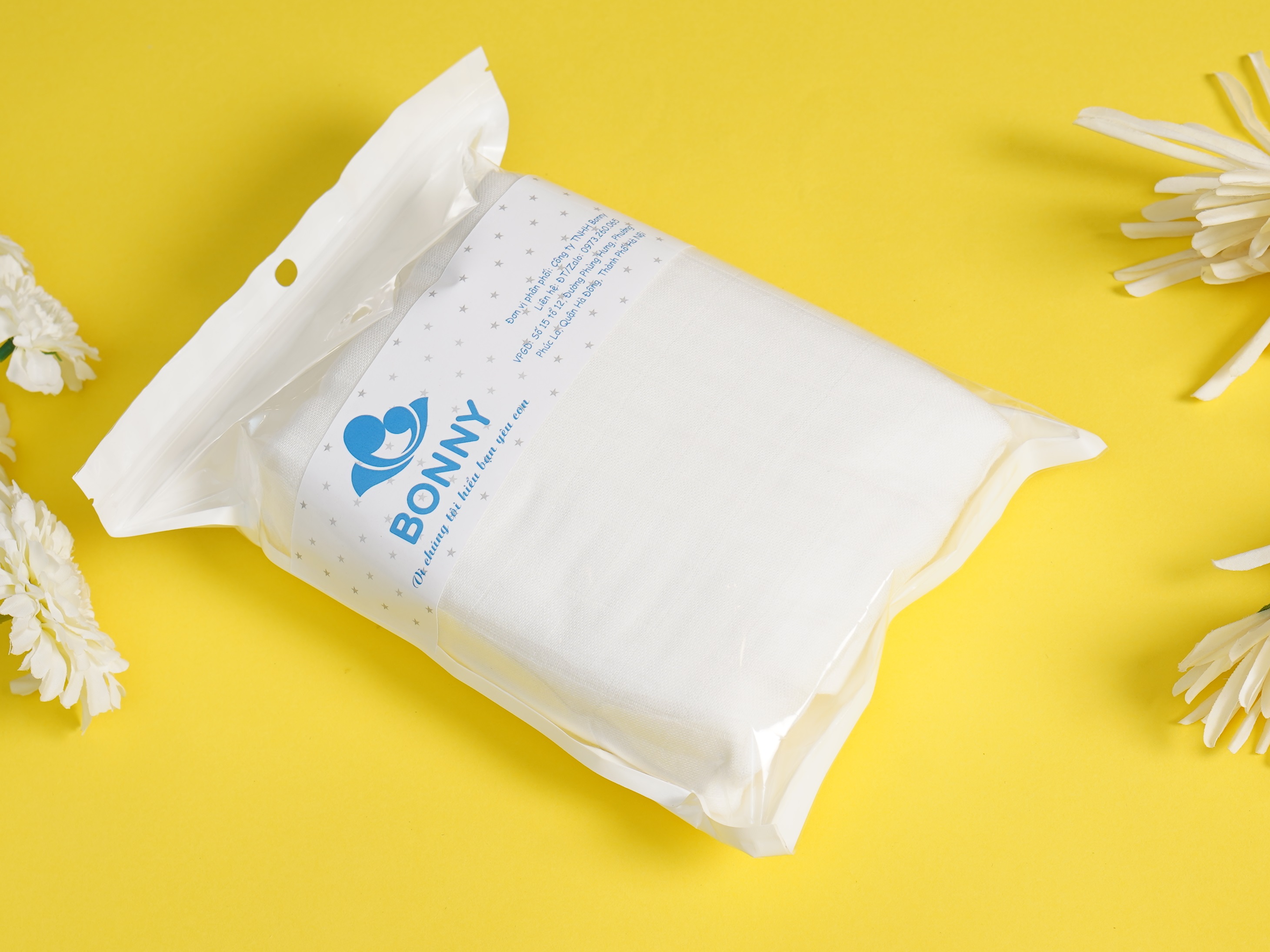 Khăn Tắm Bonny 100% Sợi Tre Lụa 4 Lớp Siêu Mềm Mịn, Thấm Hút, An Toàn Cho Bé (Kích thước: 90x90Cm)