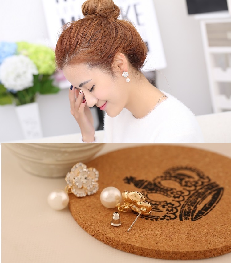 Bông tai hoa hồng ngọc trai sang trọng