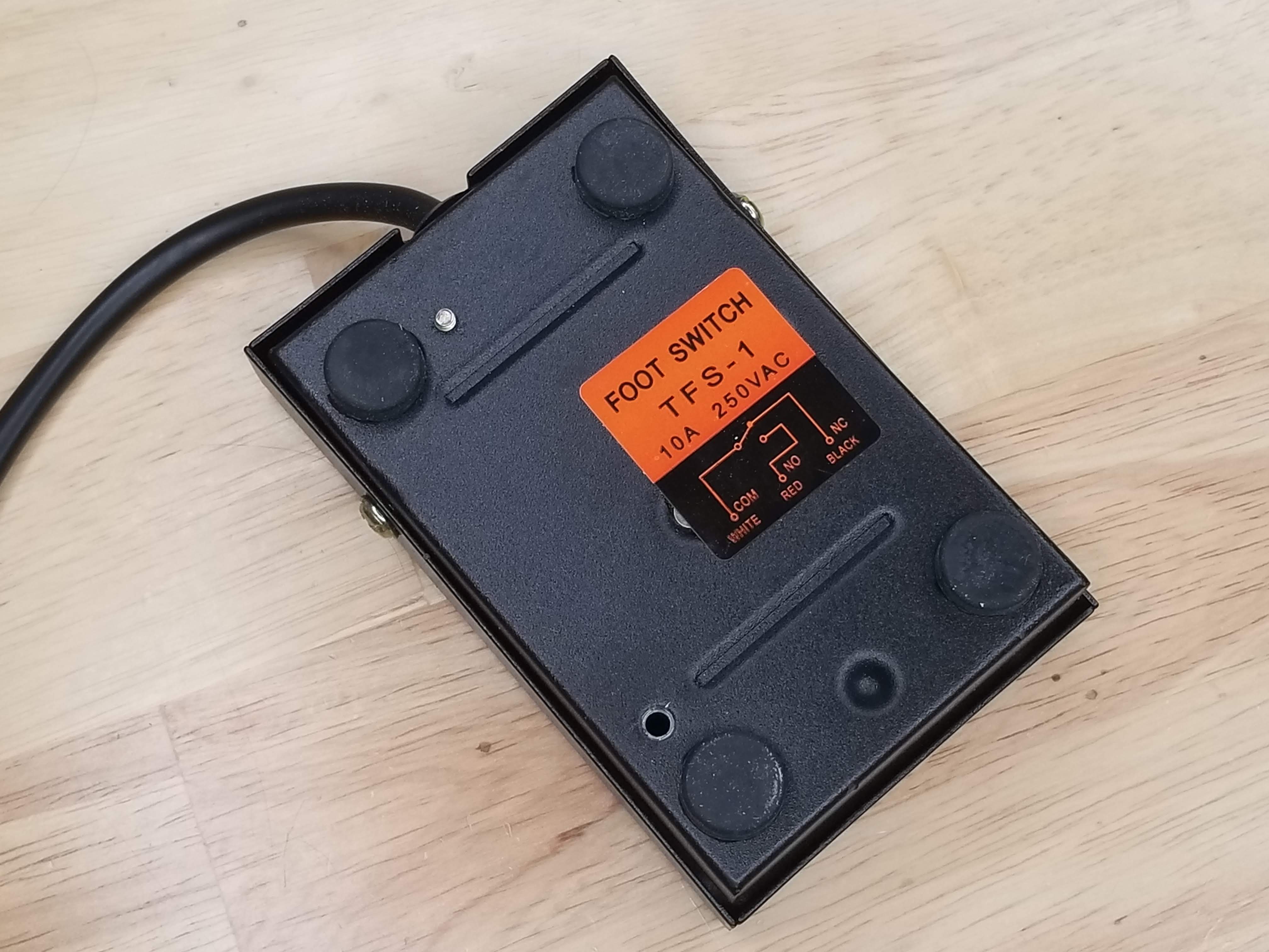 fukidi - công tắc bàn đạp TFS-1 250V-10A vỏ thép dùng cho máy may công nghiệp