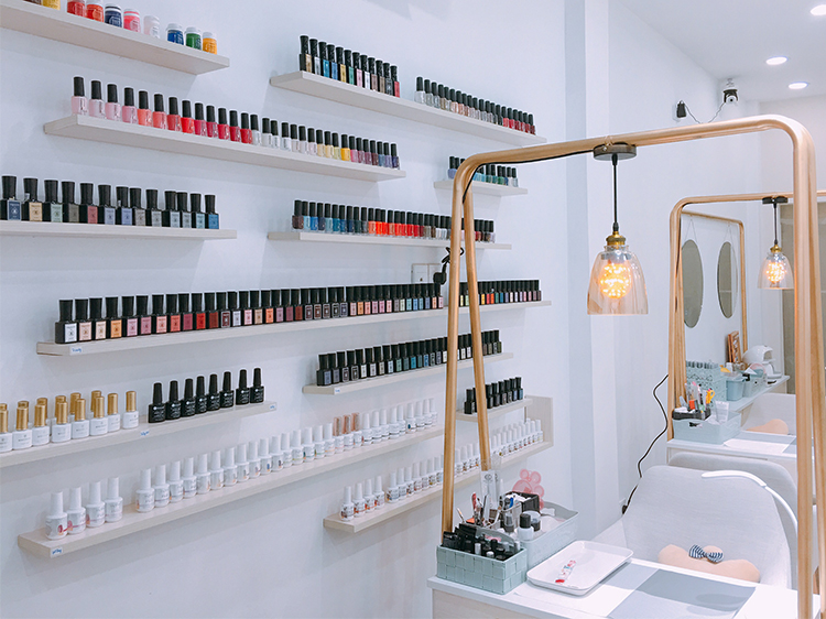 Combo Nail: Nhặt Da Tay Kết Hợp Sơn Gel TRINITY Tại MOH Beauty