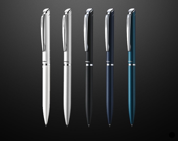 Japan Pentel BLN2005 Business Metal Rod Neutral Quick-drying Rotating Core Pen 0.5mm Silver Pen / Black Core