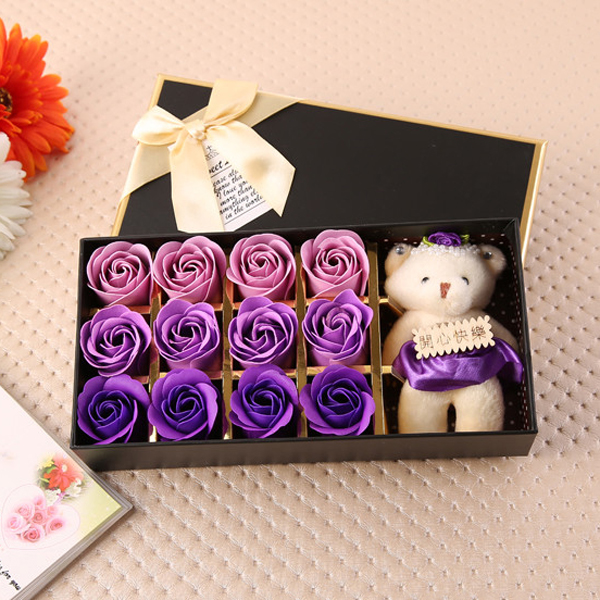 Hộp Quà Hoa Hồng Sáp 12 Bông 3 Màu Sắc Kèm Gấu