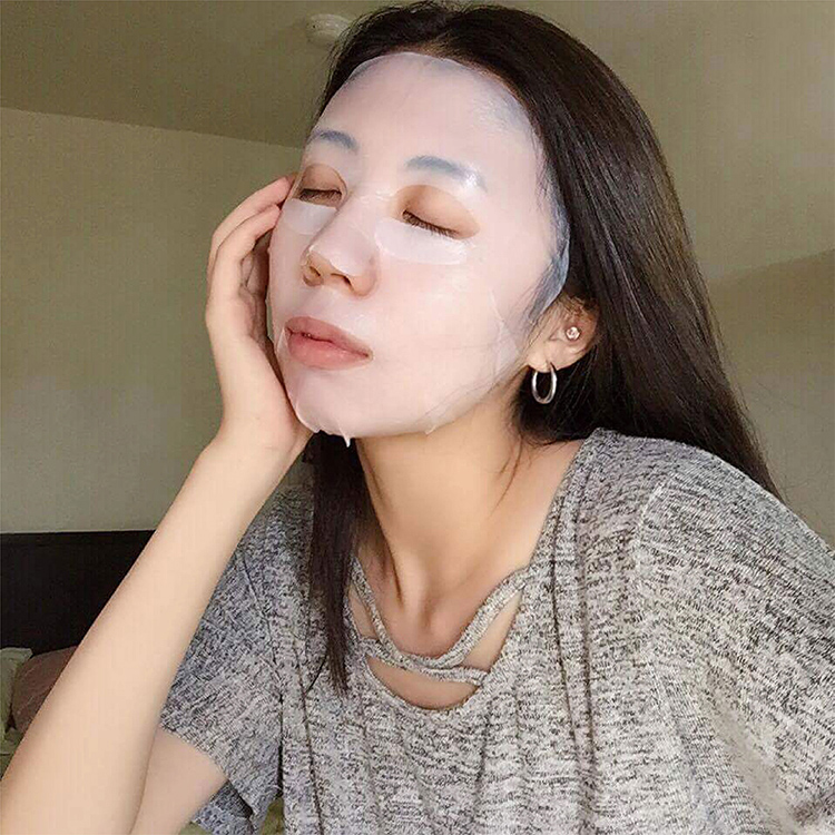 Mặt nạ làm sạch se khít lỗ chân lông Dazzleslim