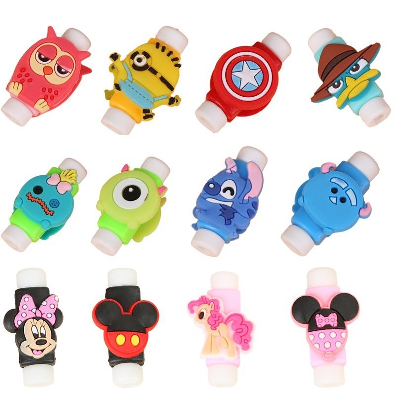 Phụ kiện bảo vệ đầu cáp không bị gãy và bảo vệ dữ liệu đang truyền cũng như khi đang sạc điện  Kiểu dáng dễ thương tạo cho dây cáp thêm nét dễ thương và đáng yêu  Tương thích và phù hợp cho tất cả các loại dây sạc.  Được làm bằng nhựa PVC chất lượng tốt, di động và đáng tin cậy, an toàn và dễ sử dụng.  Thiết kế  dễ thương làm trang trí đáng yêu dây cáp.  Ngăn chặn cáp của bạn bị sờn, uốn cong, phá vỡ hoặc ngắt kết nối.