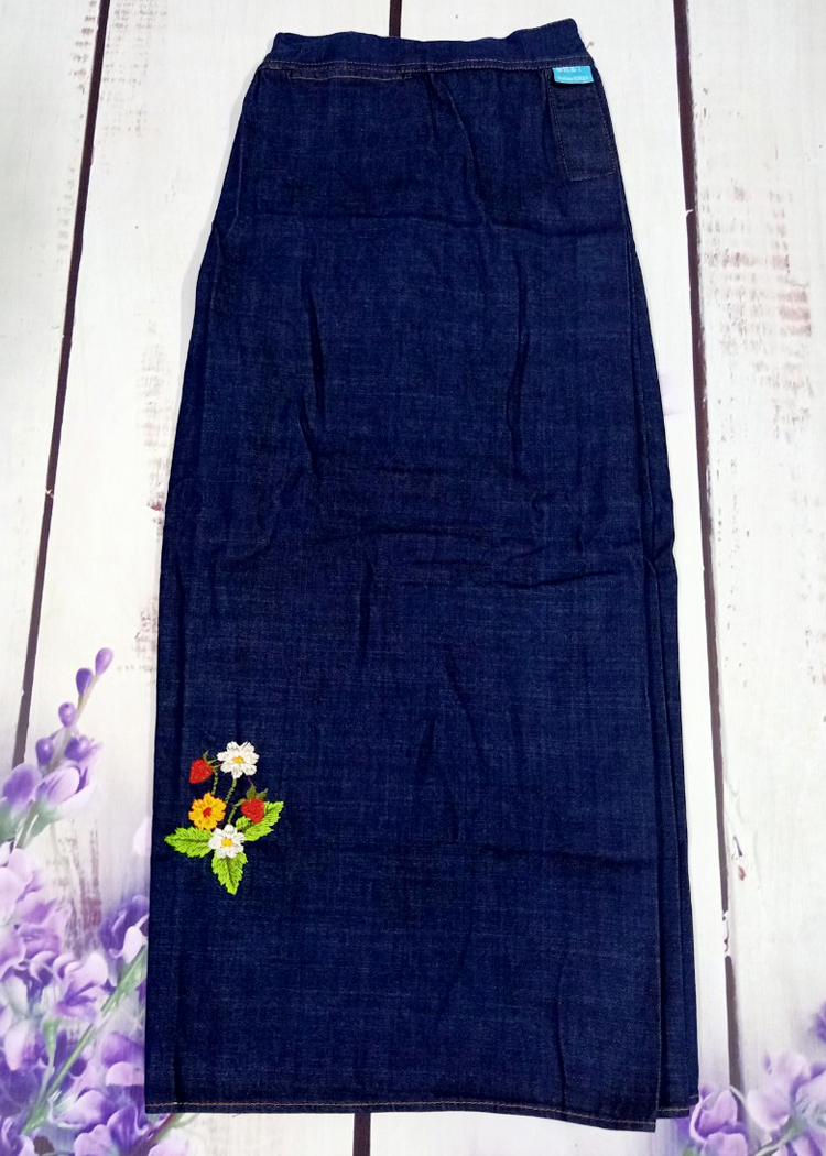 Váy chống nắng Jean nữ Cao cấp thêu Cây dâu tây