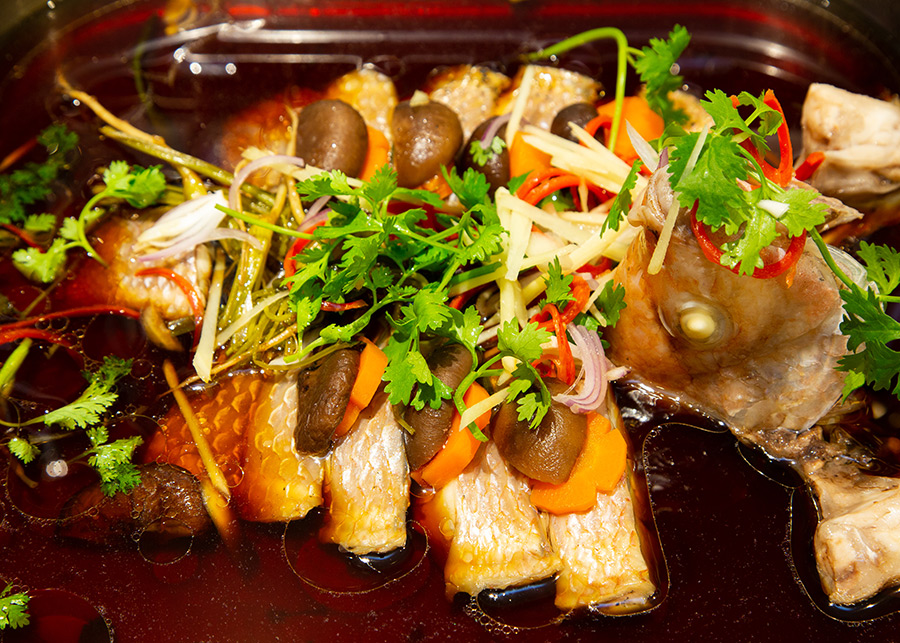 Buffet Tối Gánh Palace 4* - Buffet Tối Hơn 50 Món Hải Sản Cao Cấp Tại Phố Đi bộ Nguyễn Huệ