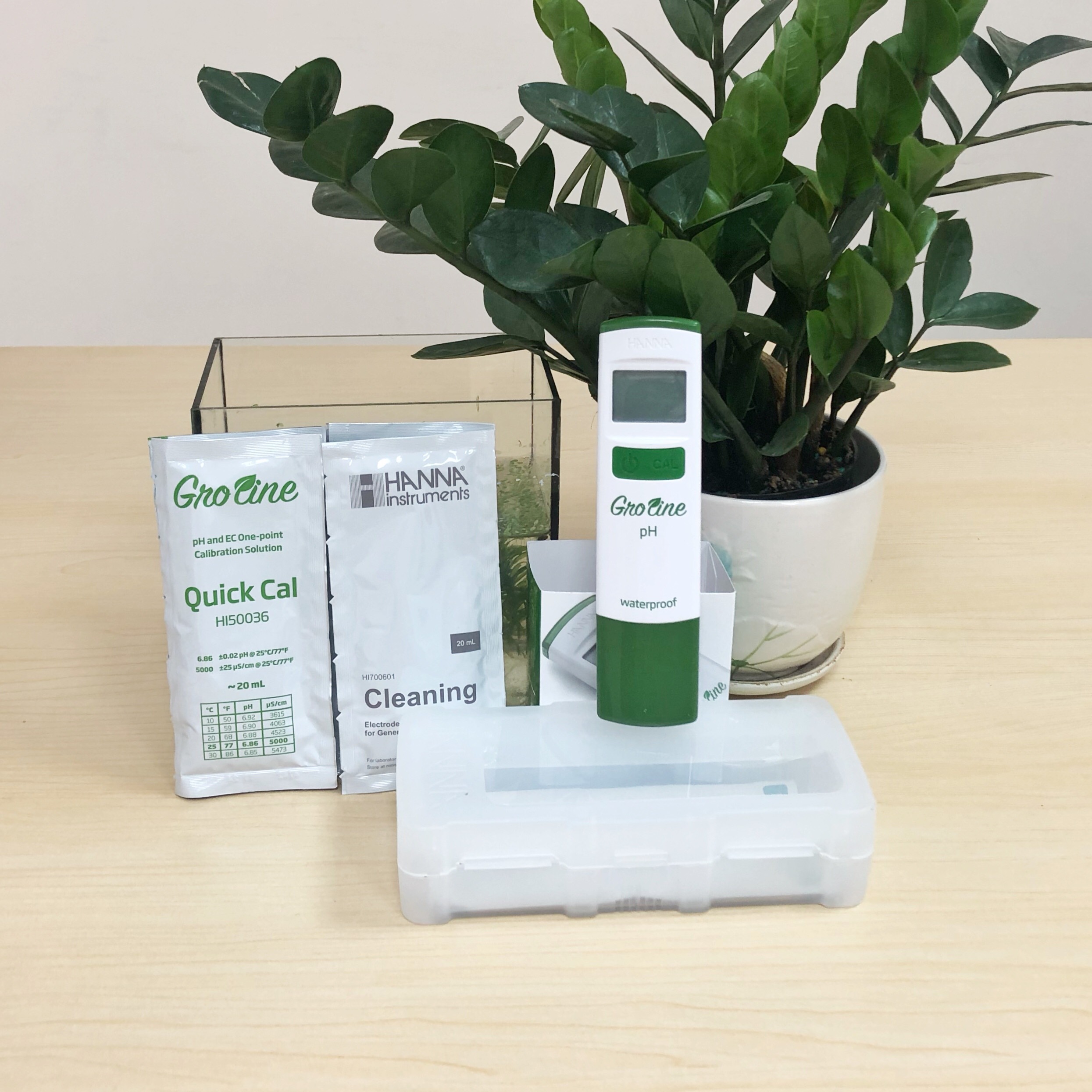 Bút đo pH/Nhiệt độ chống thấm nước trong thủy canh HANNA HI98118 - Hàng chính hãng