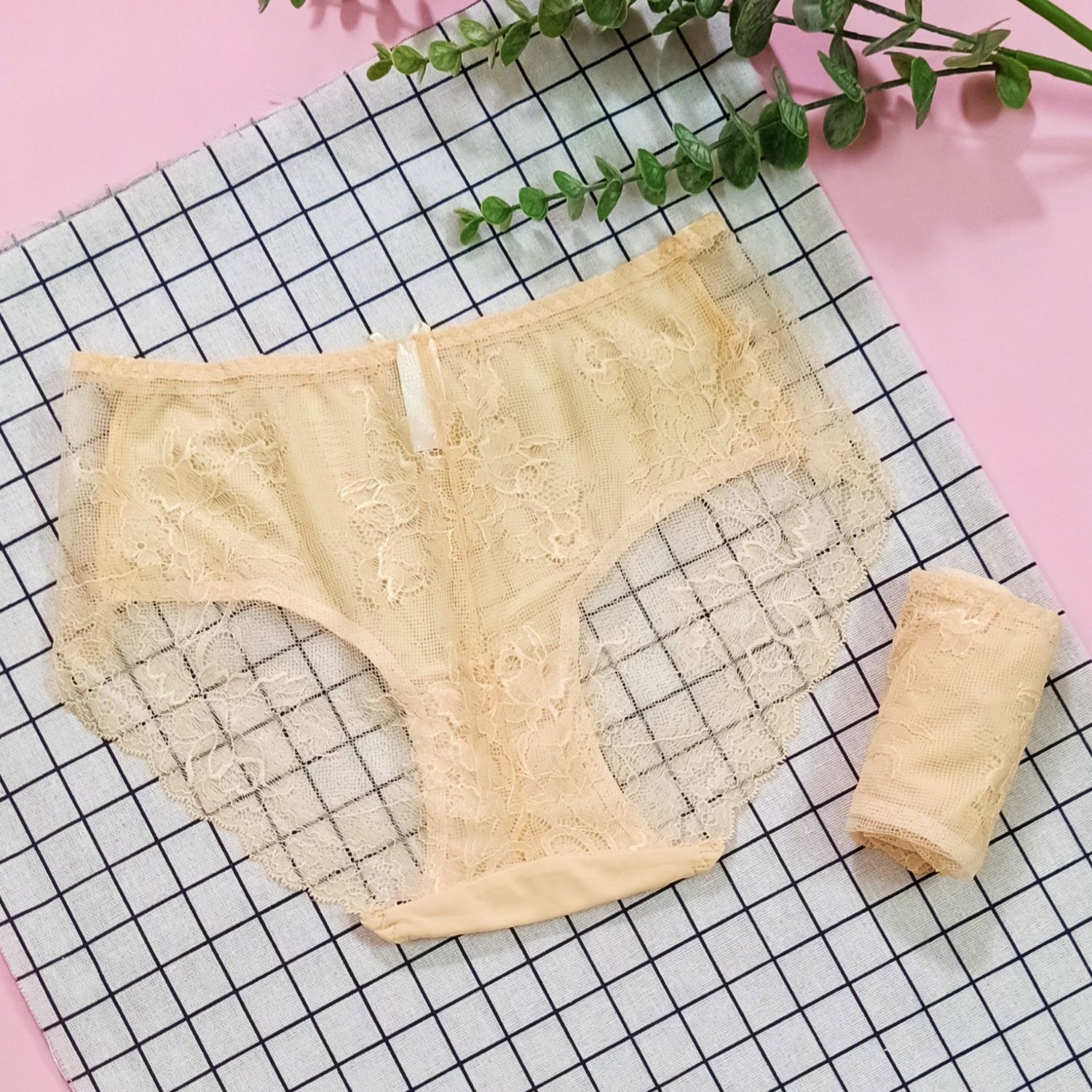 Quần lót nữ thun lạnh phối ren họa tiết Vicci QV.104 mềm mại, sexy, quyến rũ, gợi cảm