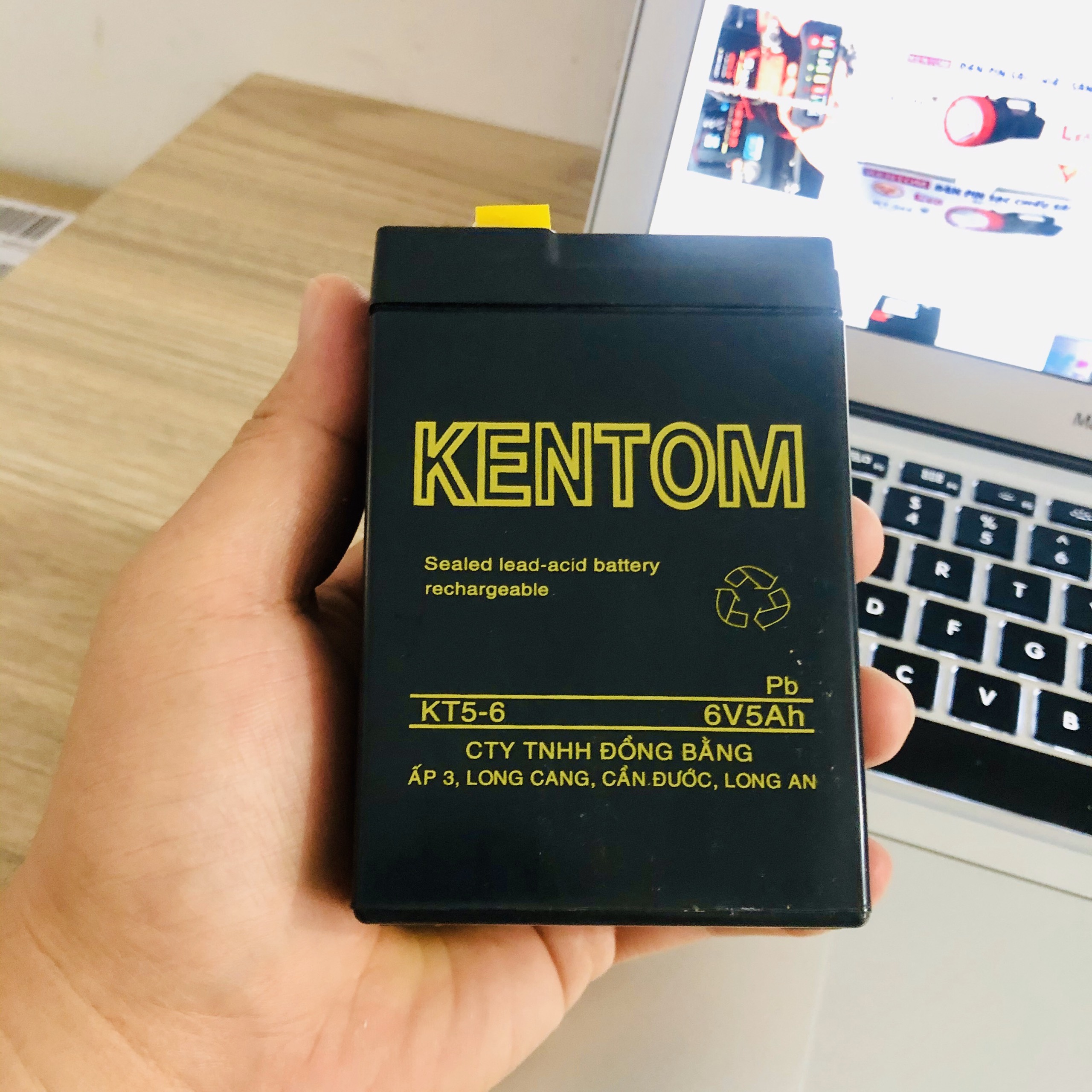 Bình Ắc Quy Khô 6V 5Ah Kentom Đen Bình Ắc Quy Khô 6V 5Ah Kentom Đen