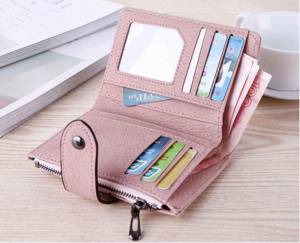 tui-vi-nu-cam-tay-bop-nu-nho-gon-2