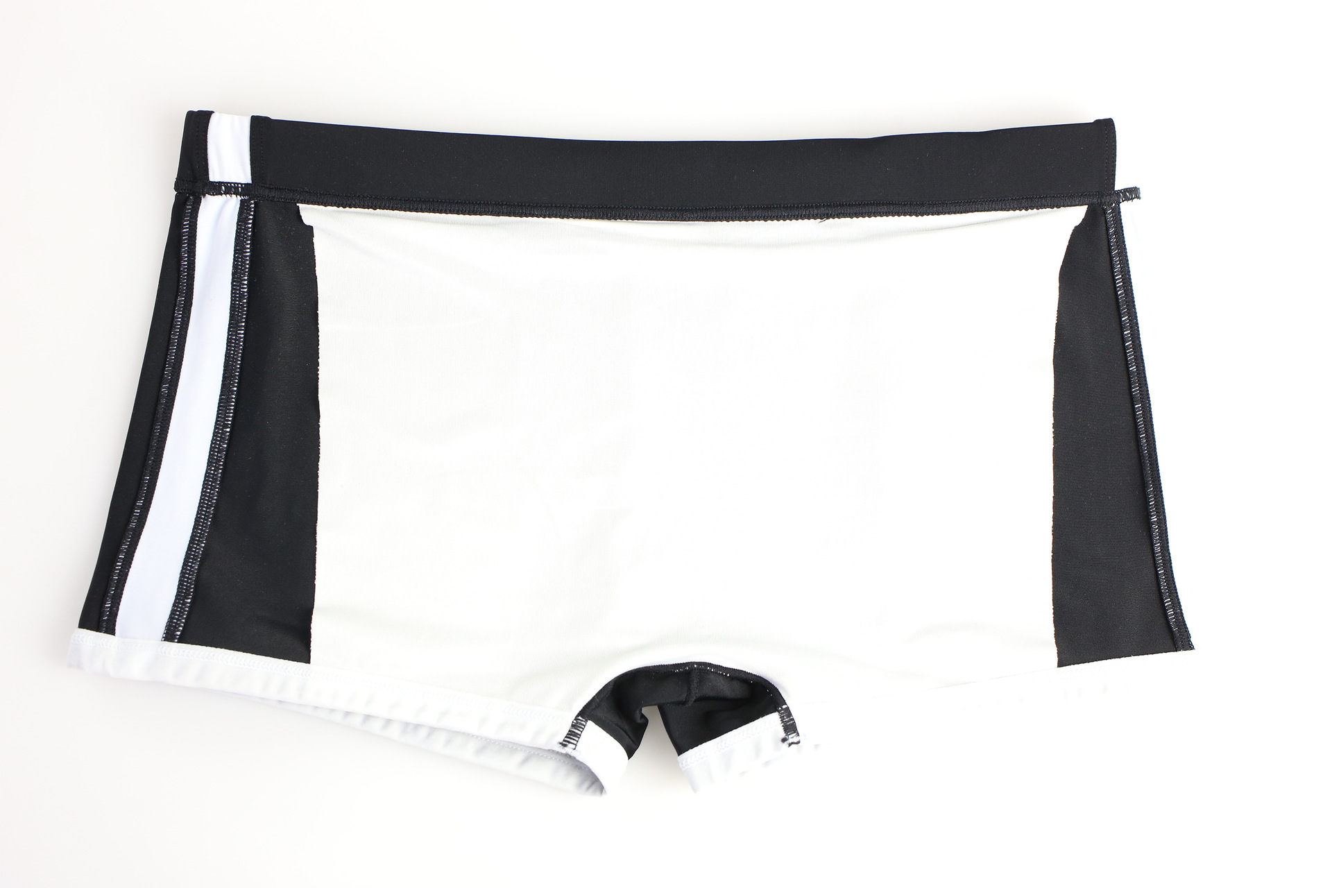 Quần Bơi Nam Boxers Brave Person B1010 - Thiết Kế Trẻ Trung Thể Thao Dây Buộc Quần - Màu Sắc Kết Hợp Thời Trang Nam Tính