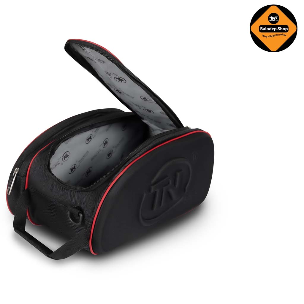 Túi Thể Thao Cao Cấp Chống Thấm Đựng Giày 2 Ngăn TNBags TN.B 9001 Màu Đen Phối Đỏ Thời Trang Nam Tập Gym Đá Bóng Mạnh Mẽ Sang Trọng!