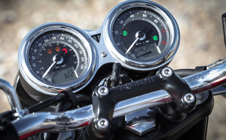 Xe Môtô Triumph Bonneville T120 Xanh Trắng