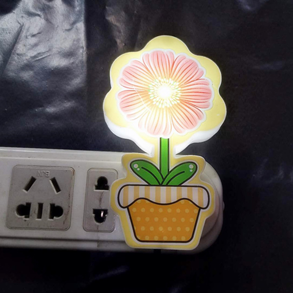 Đèn Ngủ Hình Chậu Hoa (Màu Ngẫu Nhiên)