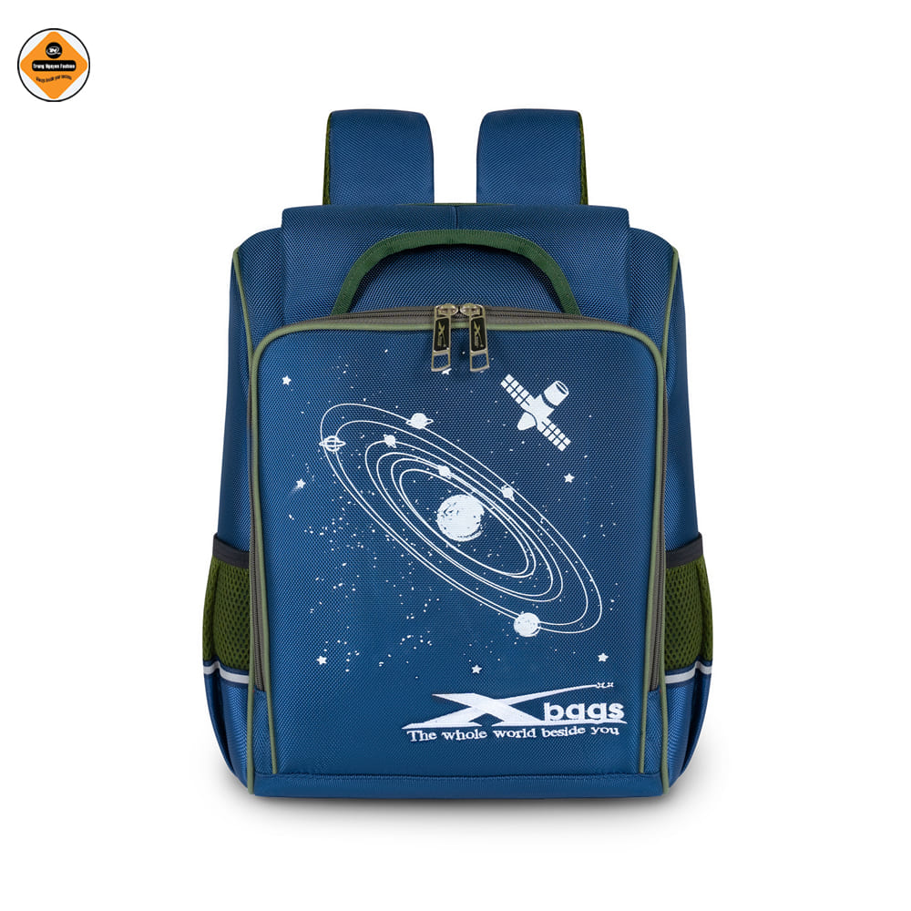 Balo học sinh chống gù Xbags Universe – Balo đi học cấp 1 cao cấp chống nước, nhiều ngăn cho bé năng động XB3104