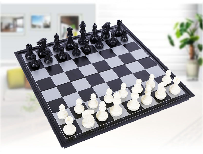 Bộ Bàn Cờ Vua Nhựa 25cm Trò Chơi Trí Tuệ Cho Bé