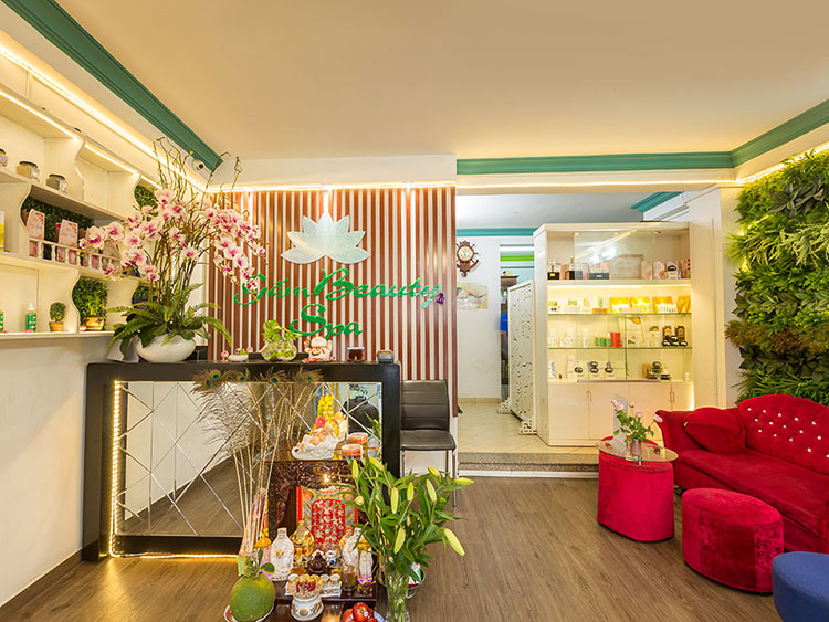 Massage Tinh Dầu Kết Hợp Đá Nóng Thư Giãn Toàn Thân - Hồng Gấm Spa