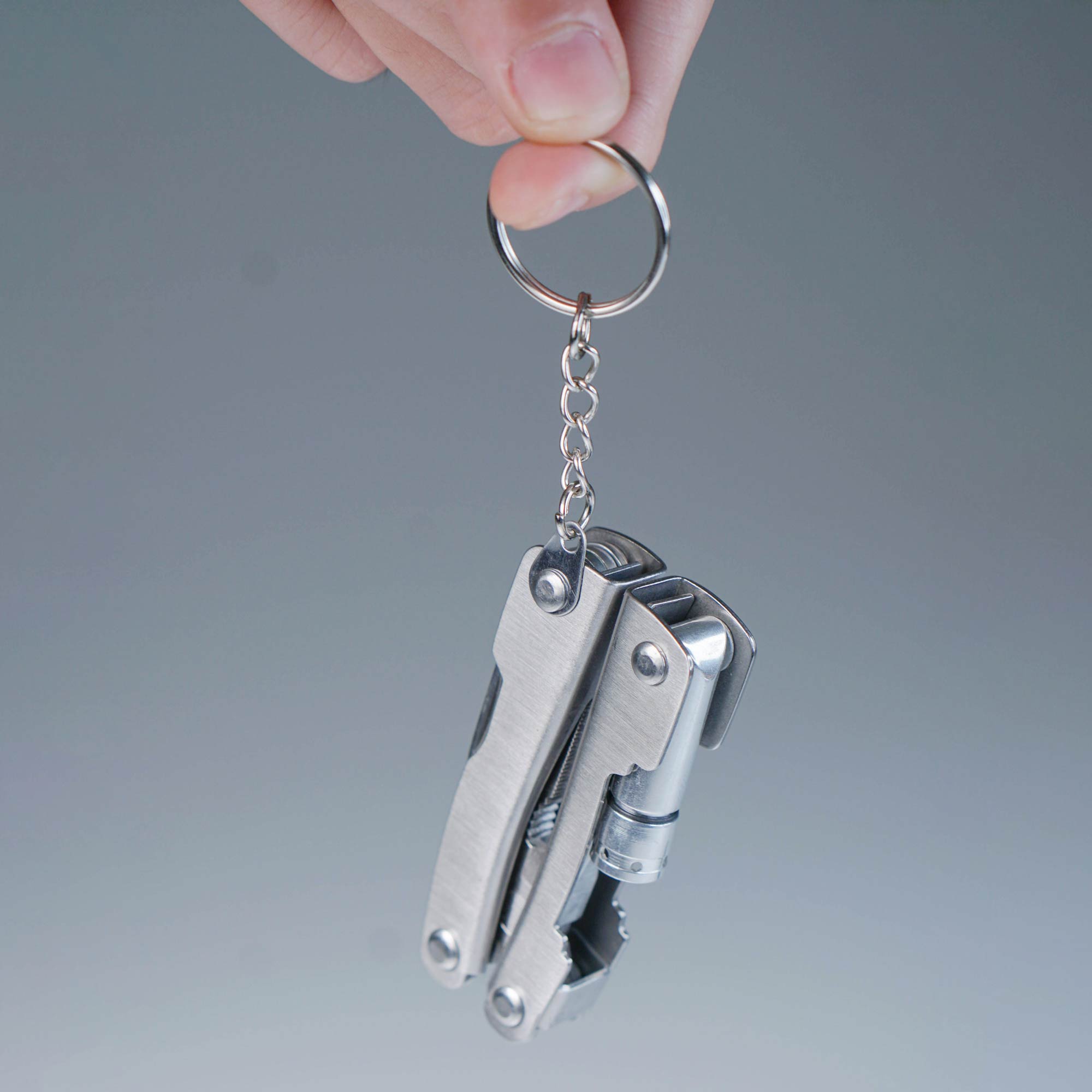 Móc khoá kềm đa năng 9 in 1