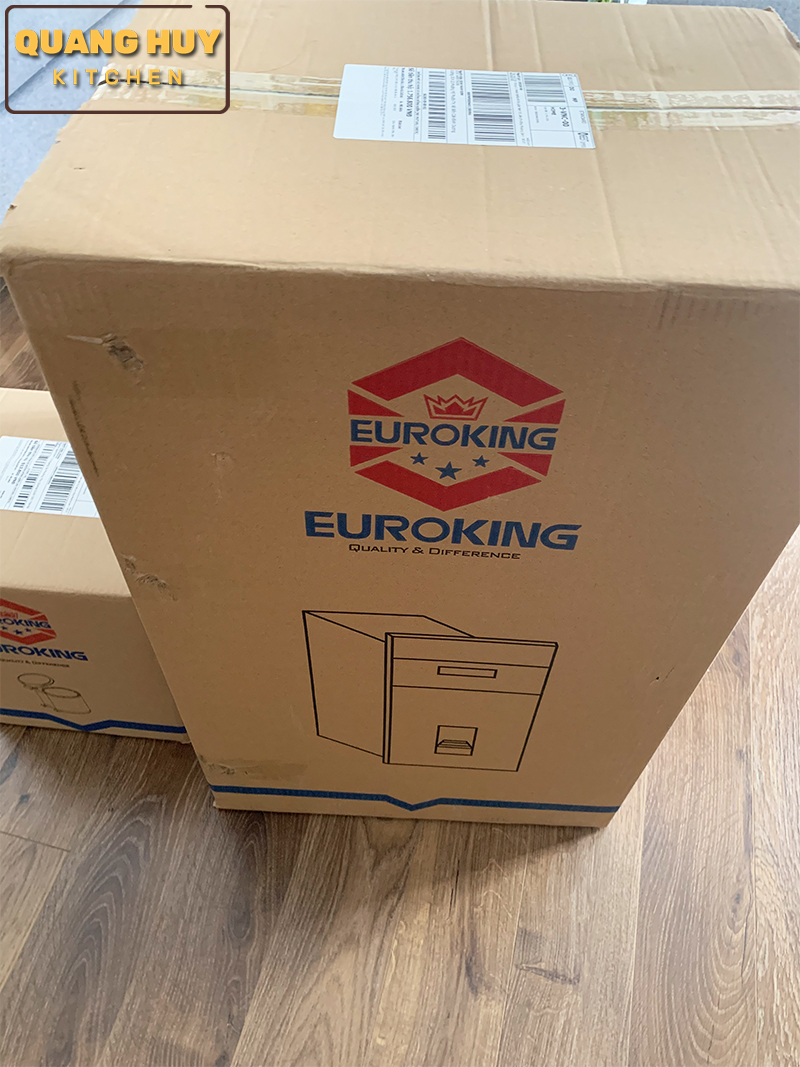 thung-gao-am-tu-mat-guong