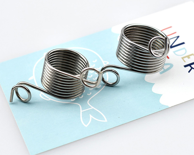 Stainless Steel Knitting Thimble Yarn Spring Guides Stick Fingerhut 2 Size Diameter Braided Needle Sewing Accessories