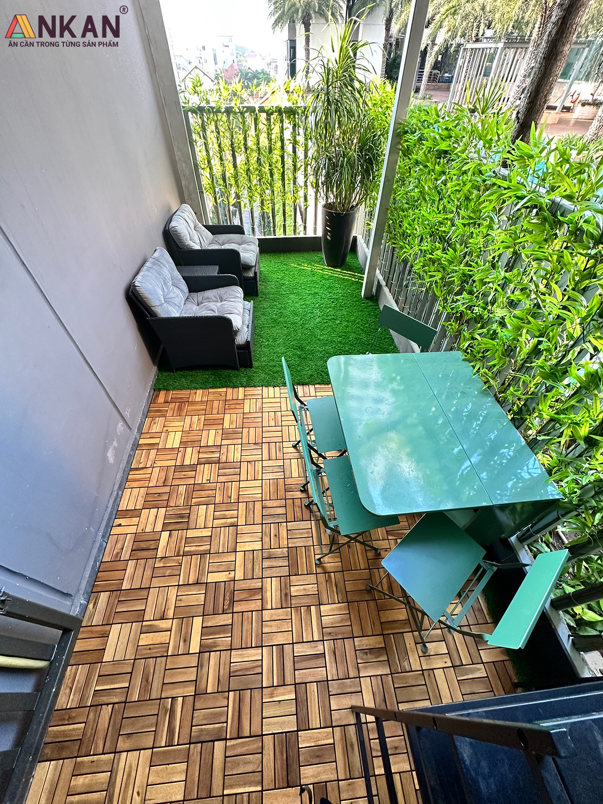 Vỉ Cỏ Nhân Tạo Thương Hiệu ANKAN, Kết Hợp Với Vỉ Gỗ Lót Sàn Để Lót Ban Công, Sân Vườn, Phòng Tập Gym, Khu Resort, Cỏ Nhân Tạo Loại Tốt, An Toàn Cho Trẻ Nhỏ, Hàng Xuất Khẩu (1 Vỉ)