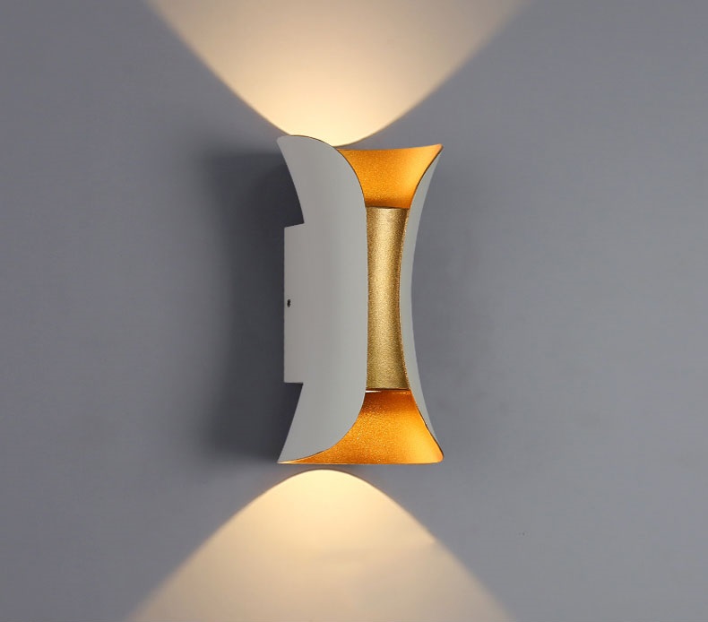 Đèn tường LED BUNGA kiểu dáng độc đáo, sáng tạo.