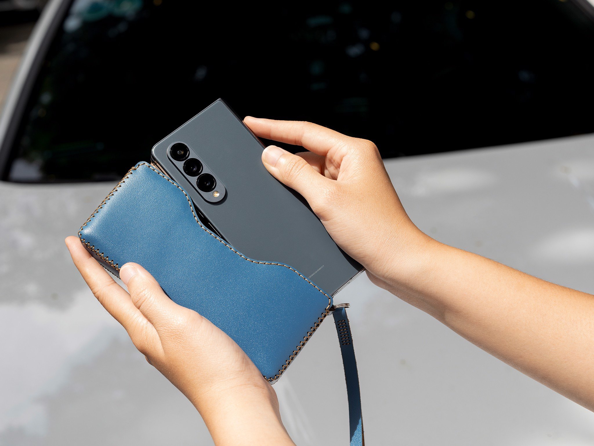 VÍ DA CHO SAMSUNG GALAXY Z FOLD 4 - CHÍNH HÃNG KHACTEN.COM