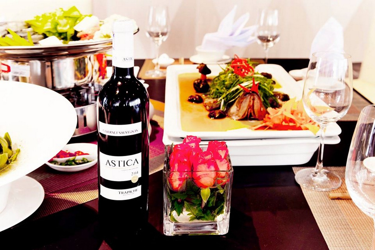 Terracotta Hotel & Resort 4* Đà Lạt - Buffet Sáng, Hồ Bơi, Xe Đưa Đón Trung Tâm, Nằm Bên Hồ Tuyền Lâm Thơ Mộng