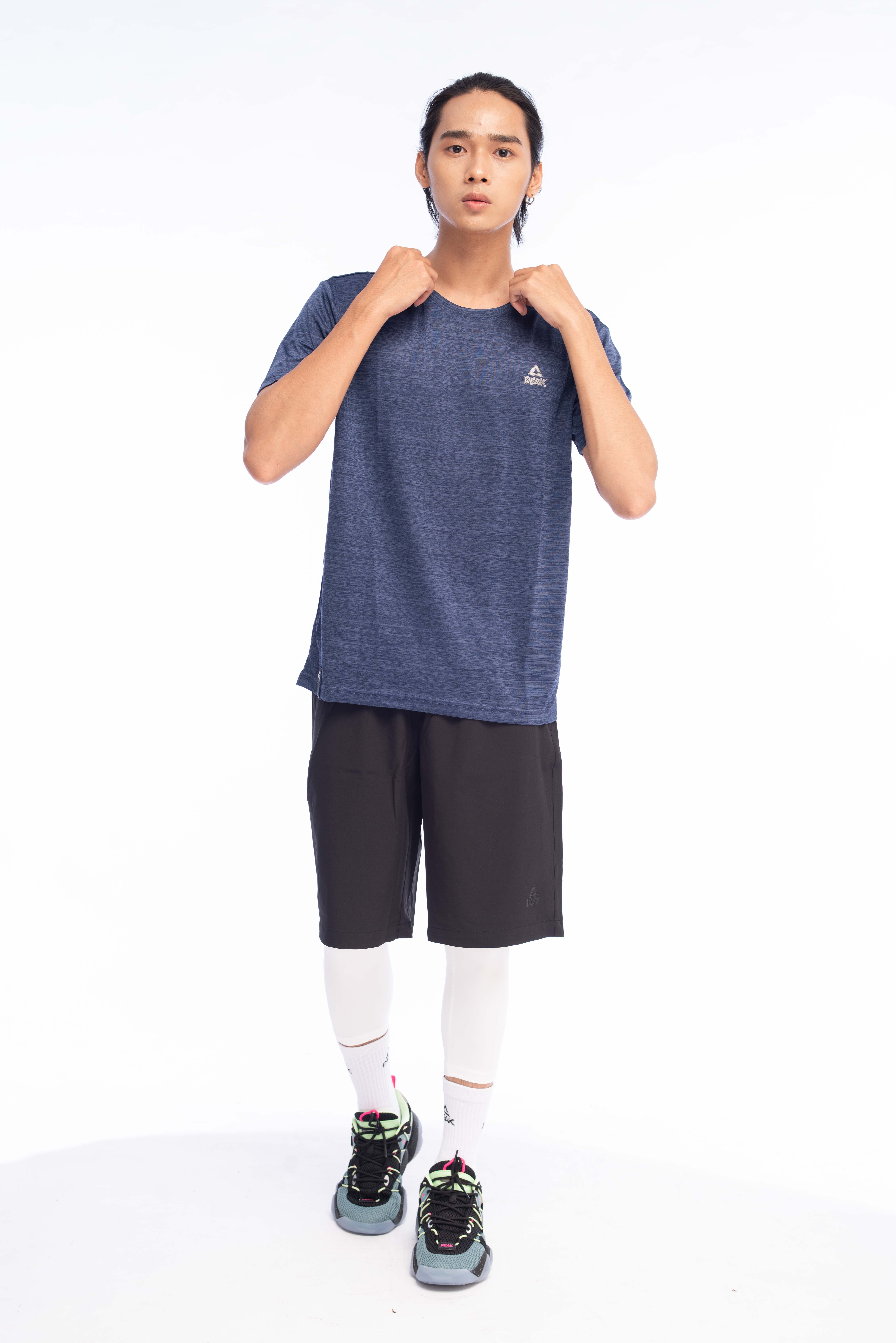 Áo Phông Cổ Tròn Nam PEAK FW612757