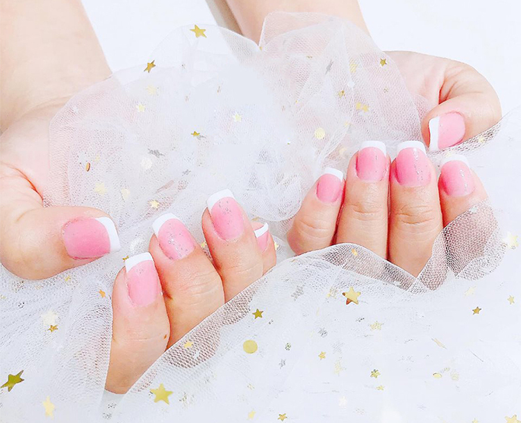 Combo Nail: Nhặt Da Tay Kết Hợp Sơn Gel TRINITY Tại MOH Beauty