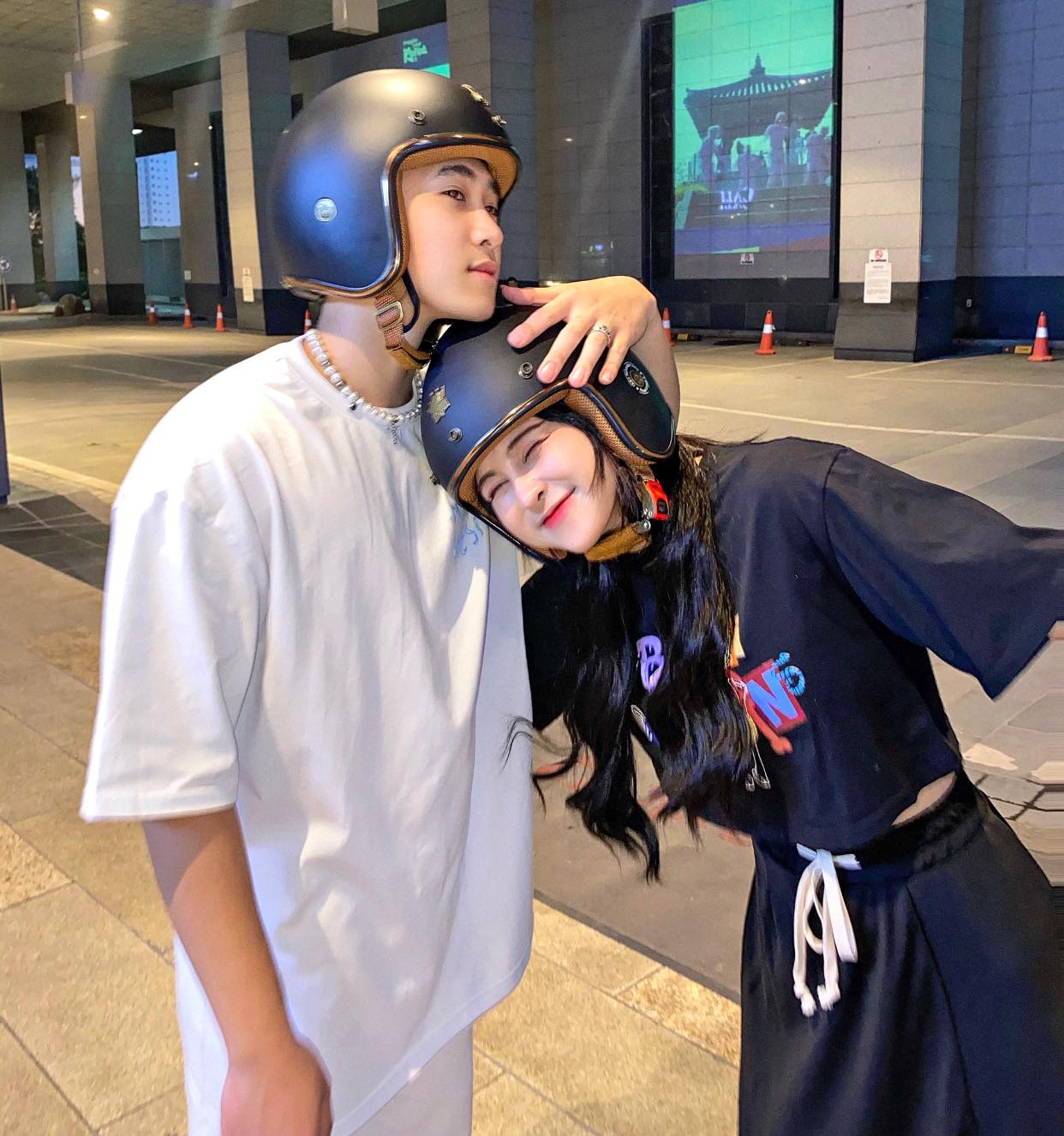 Mũ Bảo Hiểm 3/4 Đầu Royal M20C Ruby Trơn