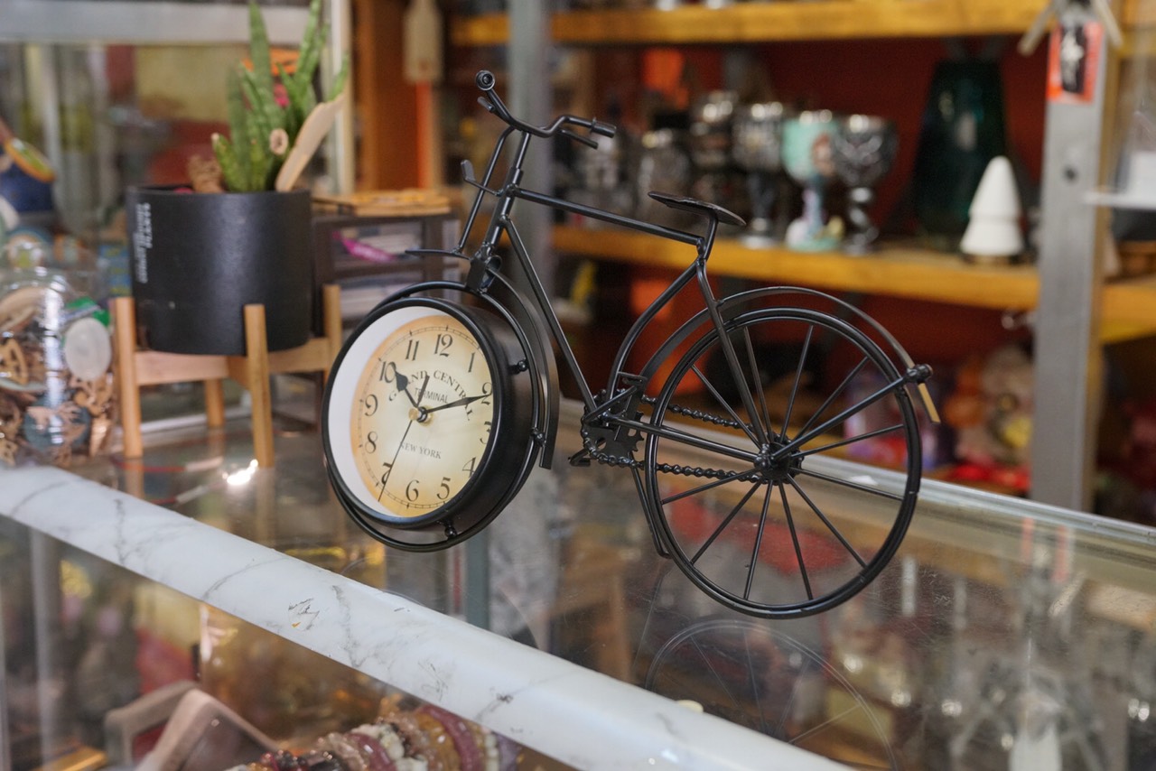 ĐỒNG HỒ SẮT TRANG TRÍ ĐỂ BÀN - XE ĐẠP (BICYCLE VINTAGE CLOCK)