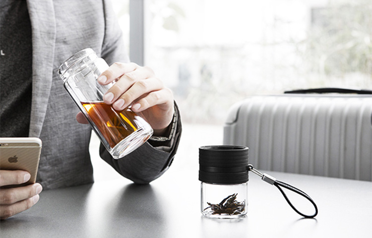 Bình Lọc Trà Travel Samadoyo C001A (238ml) - Đen