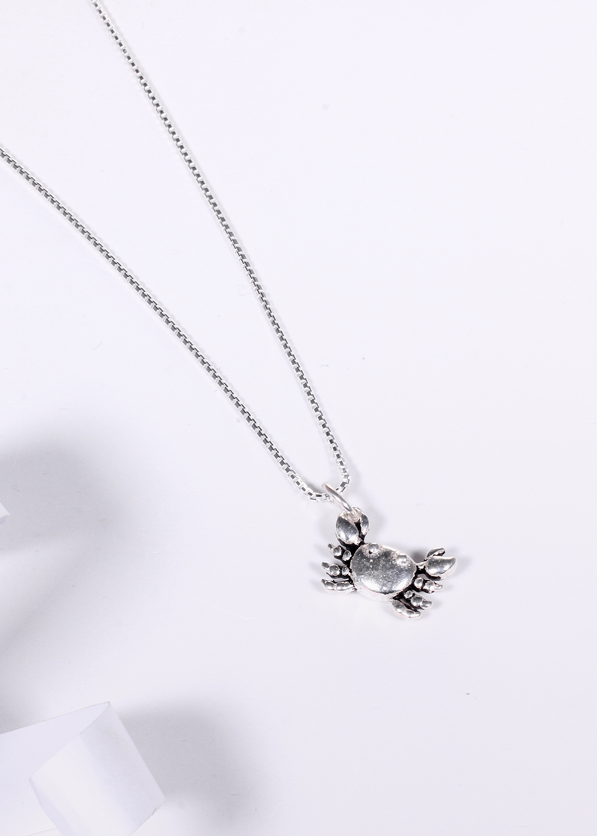 Dây chuyền bạc mặt con cua cung cự giải