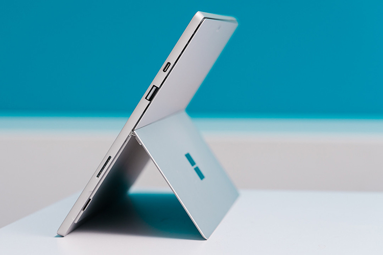 Microsoft Surface Pro 7 (12.3/ i3-1005G1/ 4GB/ 128GB/ With type Cover/ Platinum) - Hàng Nhập Khẩu