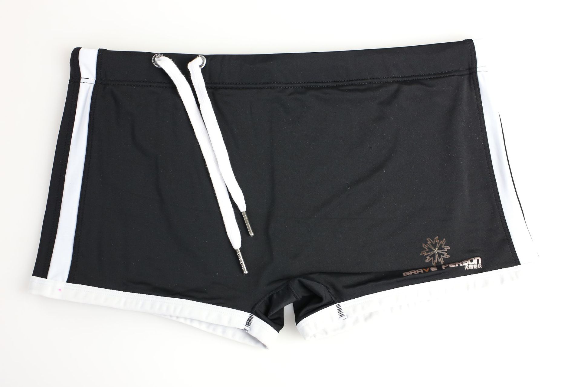 Quần Bơi Nam Boxers Brave Person B1010 - Thiết Kế Trẻ Trung Thể Thao Dây Buộc Quần - Màu Sắc Kết Hợp Thời Trang Nam Tính