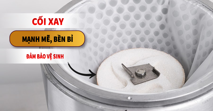 Máy Làm Sữa Đậu Nành Công Nghiệp Model SMI. Có 2 Size, Phù Hợp Nhu Cầu Kinh Doanh, Tốc Độ Sản Xuất Tối Đa 70L/1h, Làm Từ 100% Inox, Tiết Kiệm Điện, Tặng Miễn Phí 2 Túi Lọc Bã, 2 Đầu Xay. Hàng Nhập Khẩu Chính Hãng Thái Lan!!