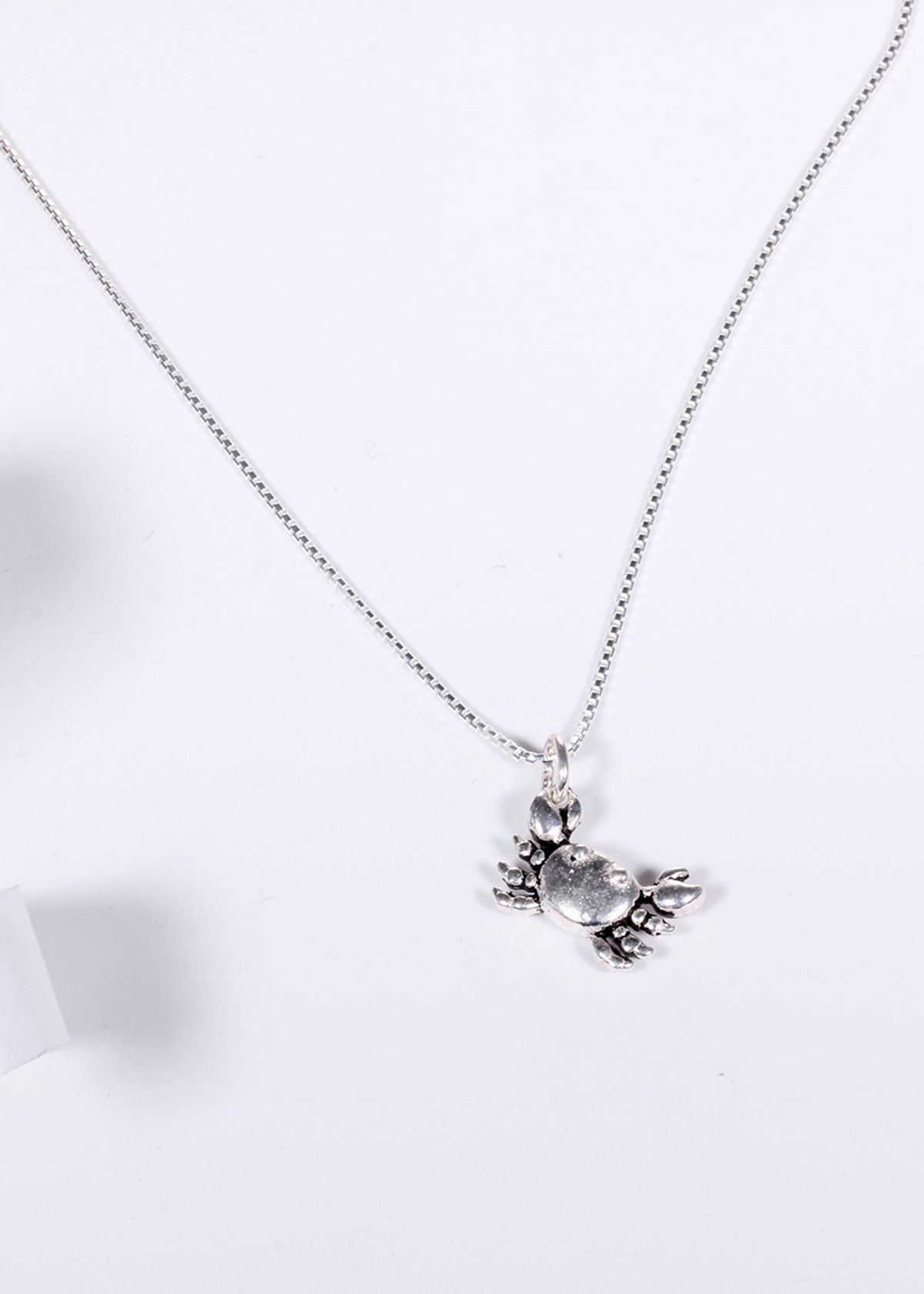 Dây chuyền bạc mặt con cua cung cự giải