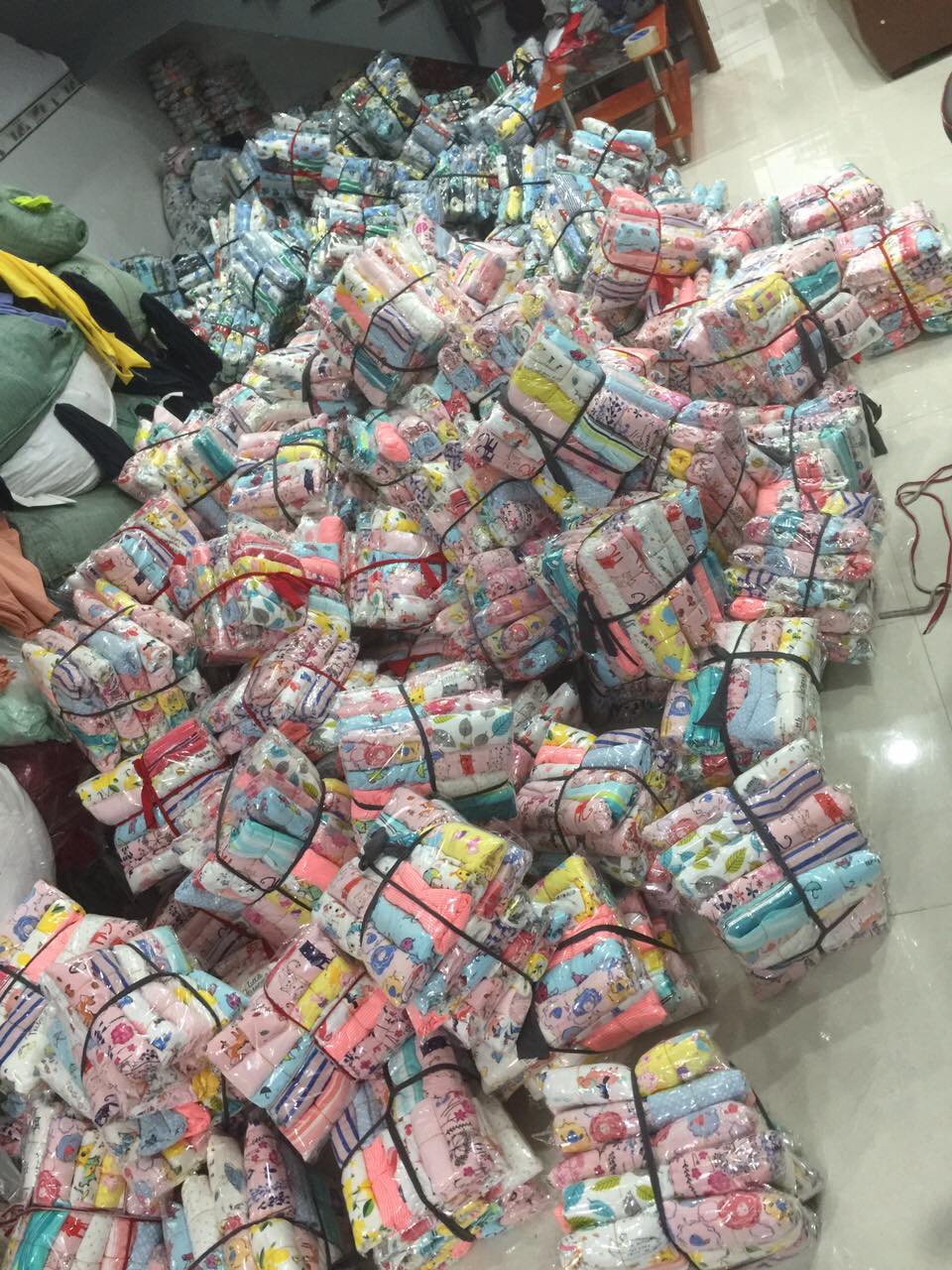quần dài bé trai