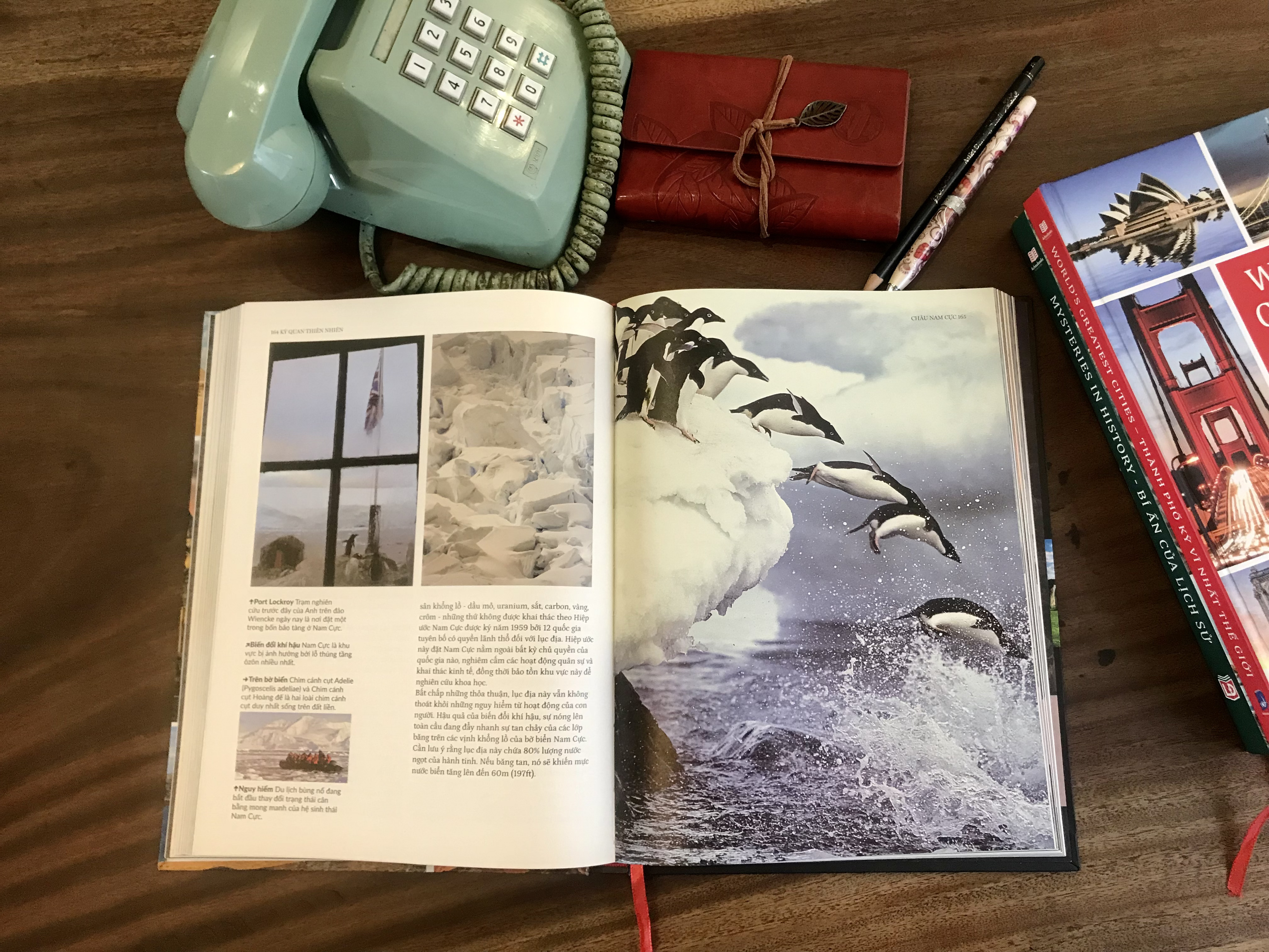 Combo 2 Cuốn Sách Bách Khoa Toàn Thư - Kỳ Quan Thế Giới, Bí Ẩn Của Lịch Sử- Tổng Hợp Kiến Thức Về Lịch Sử, Địa Lý, Du Lịch Khám Phá Thế Giới - Á Châu Books Bìa Cứng, In Màu