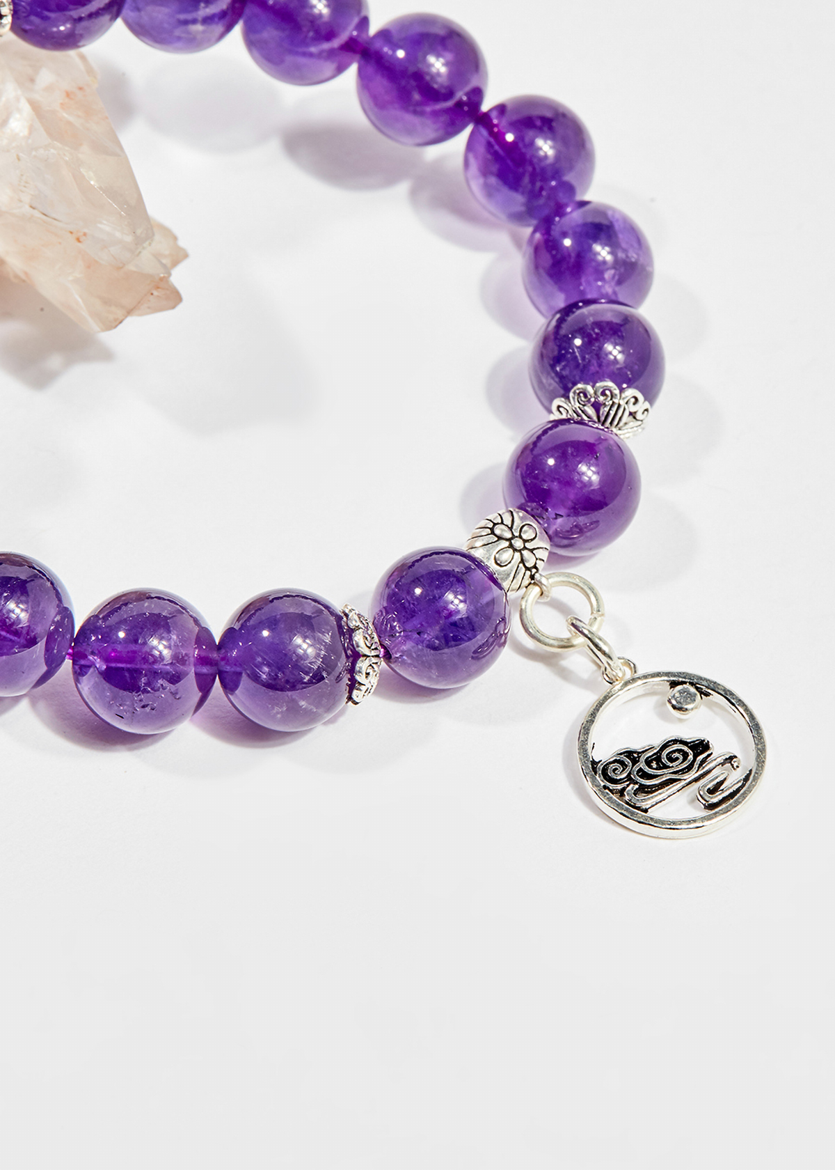 Vòng tay phong thủy đá thạch anh tím charm hoa 10mm mệnh hỏa , thổ - Ngọc Quý Gemstones