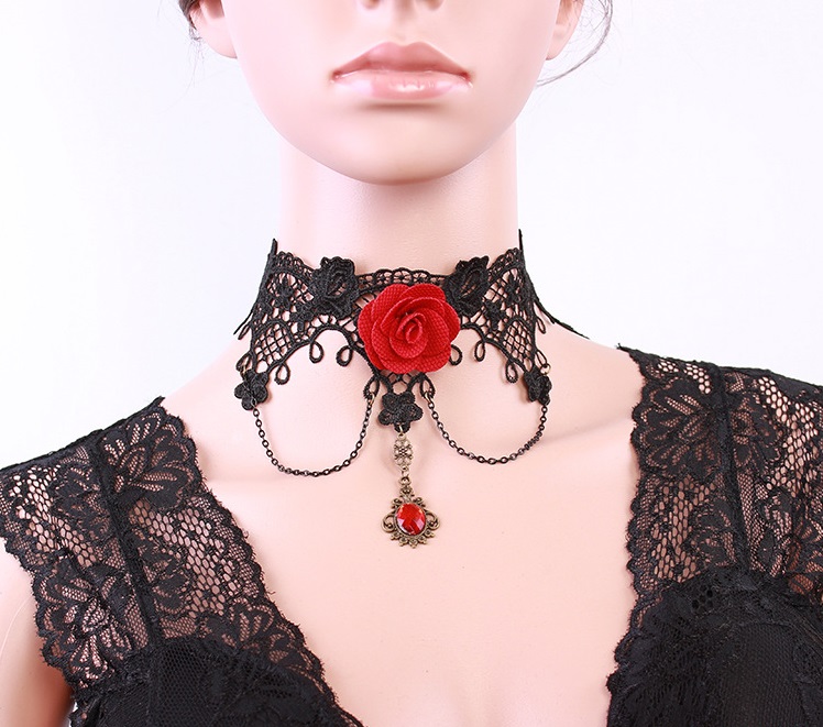 Vòng cổ choker rose King&Queen nổi bật dạ tiệc