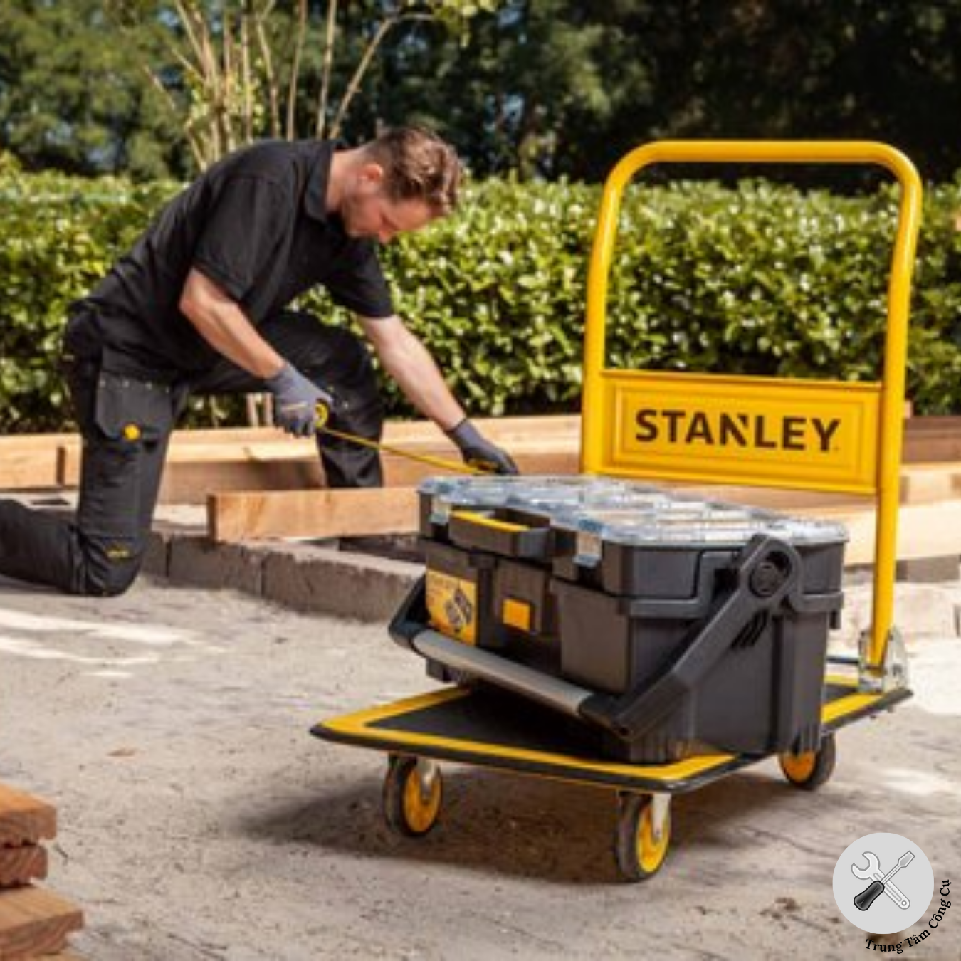 xe đẩy hàng 4 bánh Stanley PC527