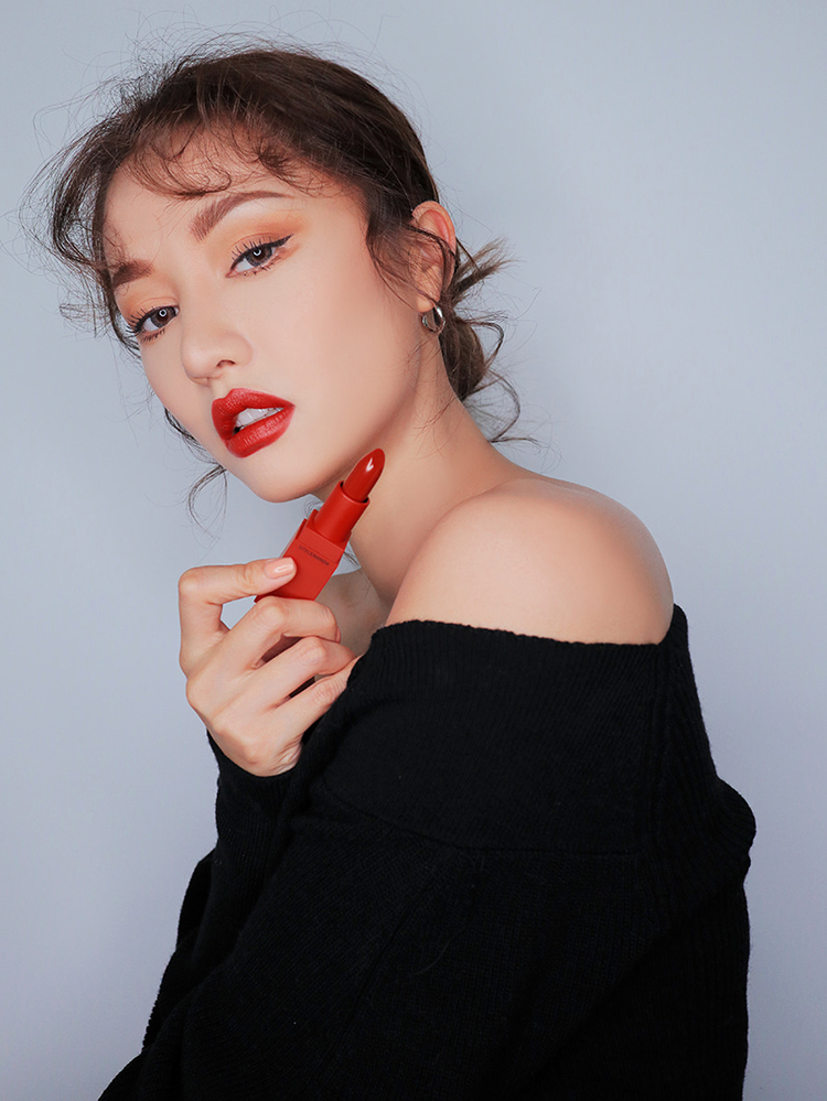 Son Thỏi Lì 3CE Red Recipe Original Lip Color - 211 Dolly