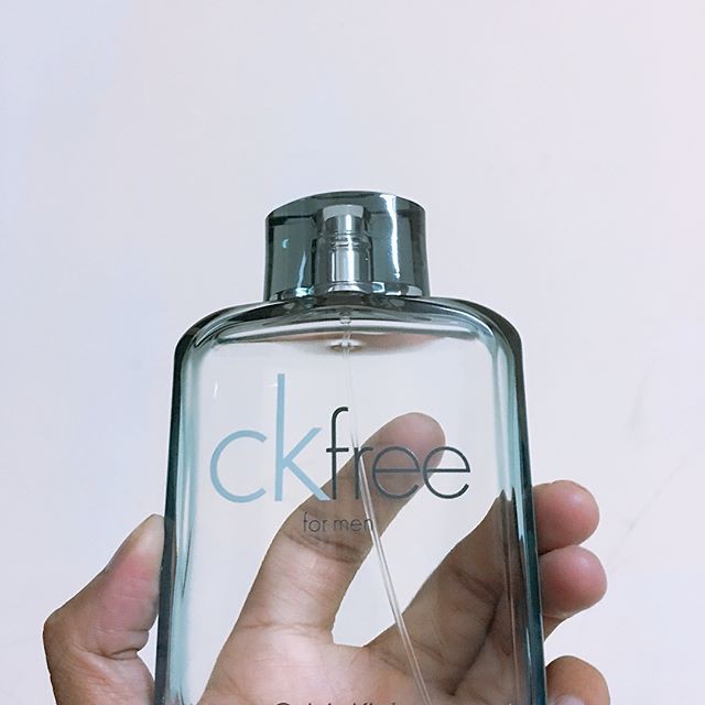 Calvin Klein CK Free for Men Eau De Toilette Spray 100mL