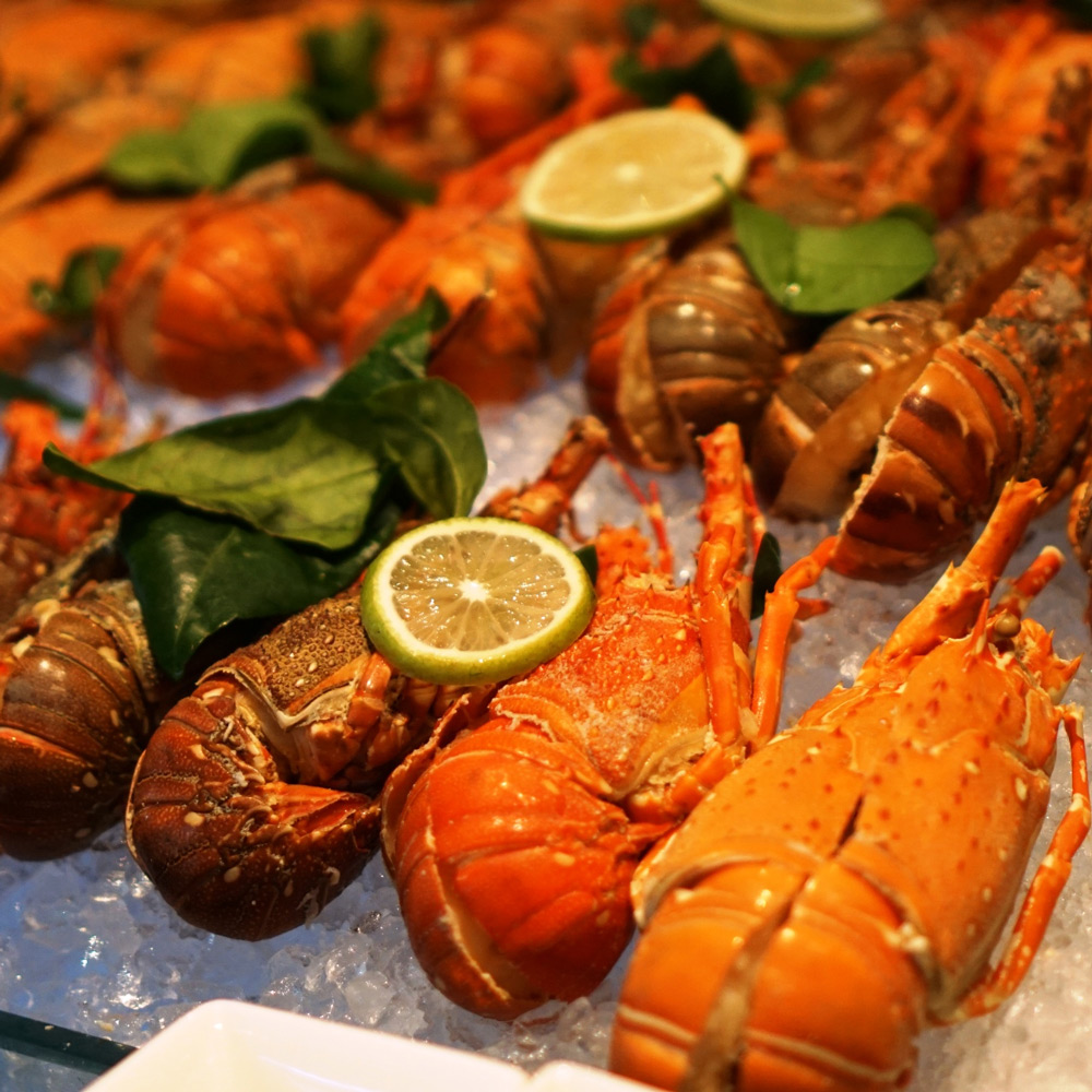 Thưởng thức BBQ Hải sản