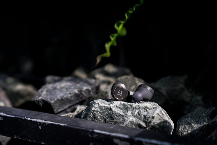 Tai nghe bluetooth BeoPlay E8 Black