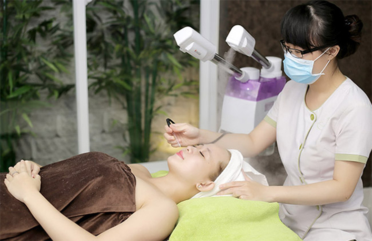 Voucher 16 Bước Trắng Sáng Da, Sạch Mụn, Mịn Màng Thải Độc Chì Cao Cấp (90 Phút) Tại Ellis Spa