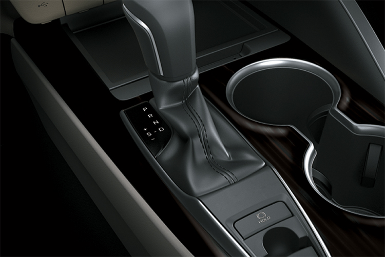 Xe ô tô CAMRY 2.0G BEAUTIFUL MONSTER