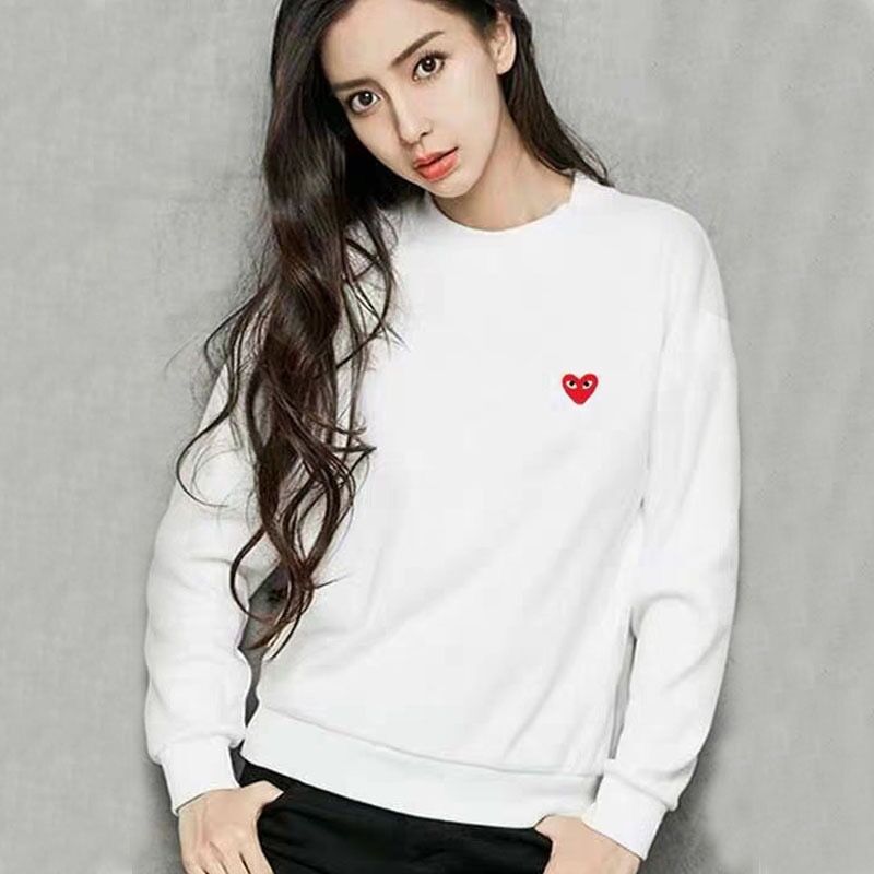 áo sweater nam nữ thêu tim đỏ thời trang thu đông 4young 2